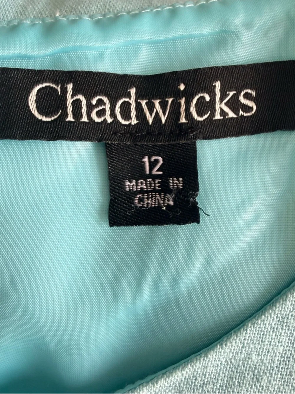 Classic Sleeveless Light Blue Sheath Dress - Picture 4 of 5